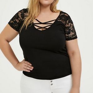 Torrid Super Soft Black Lace Inset Lattice V-Neck Tee, Size 5, NWT!